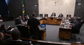 sessão de julgamento / TRE-SP