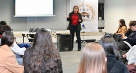 Alunos do curso de direito da PUC-SP conheceram as dependências do Tribunal e puderam acompanhar...