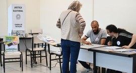 Aplicativo Mesário já pode ser baixado gratuitamente para celulares e tablets; cerca de 408 mil ...