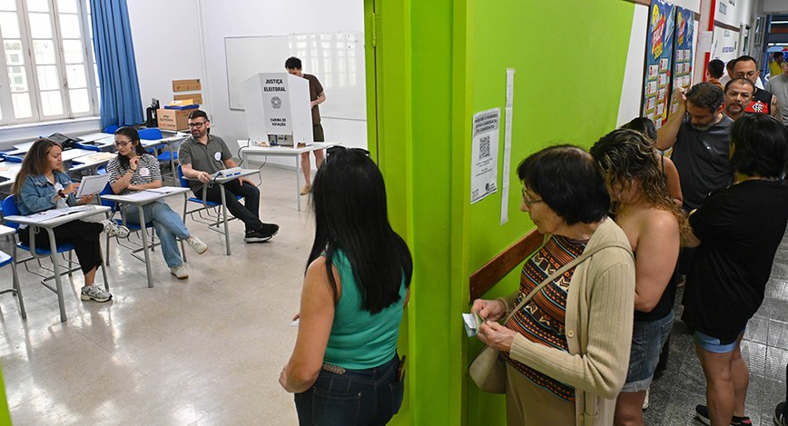 Eleitor com título regular pode votar normalmente no próximo dia 25 de outubro