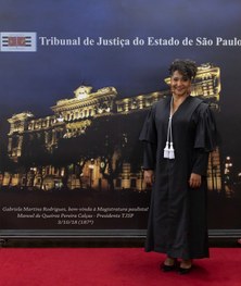 A juíza Gabriela da Conceição Rodrigues está à frente da 192ª ZE — Franco da Rocha, responsável ...