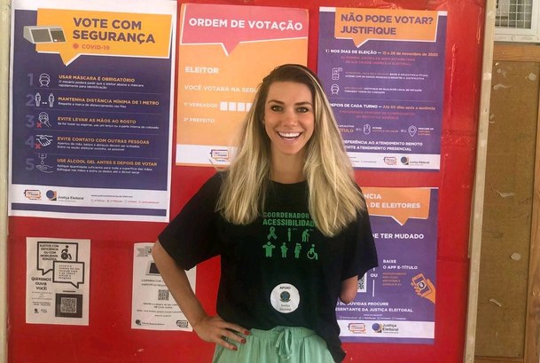 Coordenador de acessibilidade - Giovana Coordenador de acessibilidade - Giovana
