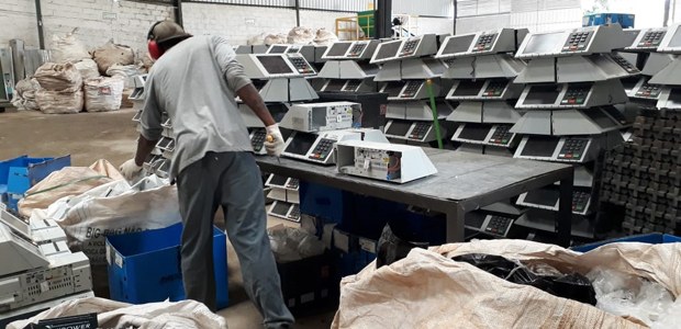 Descarte da Urna Eletrônica, Betim-MG em 14.02.2019 Descarte da Urna Eletrônica, Betim-MG