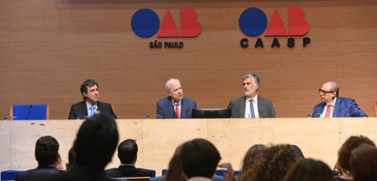 Desembargador Encinas Manfré no III Congresso Paulista de Direito Eleitoral