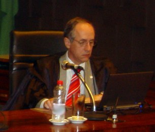 Desembargador Mário Devienne Ferraz Desembargador Mário Devienne Ferraz em sessão da corte do TRE-SP em 23 de janeiro de 2014