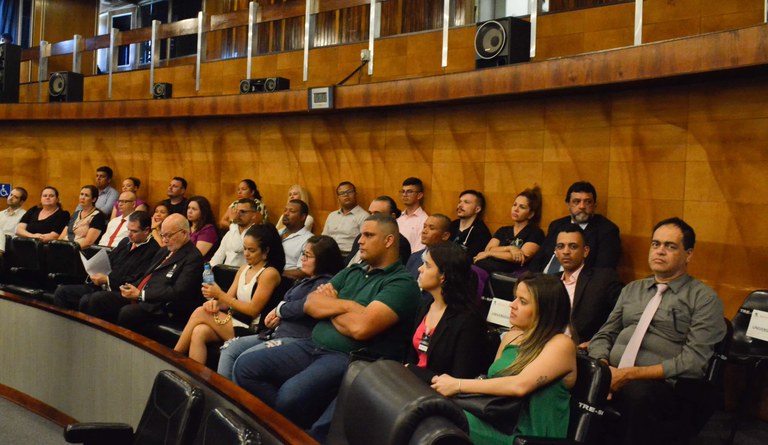 Durante visita monitorada ao TRE-SP, estudantes de Direito da Faculdade Anhanguera acompanharam ...