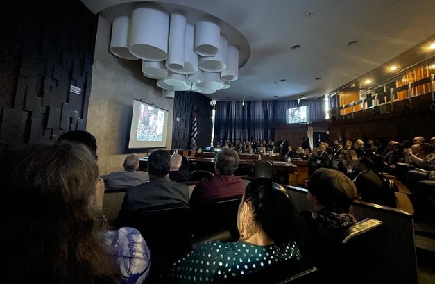 Exibição de filmes durante evento do Cemel