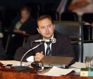 Juiz André Guilherme Lemos Jorge
Seção da Corte do Tribunal Regional Eleitoral de São Paulo
10...