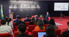 Plateia acompanha lançamento da parceria do TSE com Google Brasil para incentivo de tecnologia d...