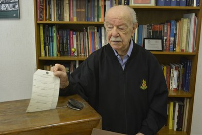 Ary Prizant trabalhou como mesário pela primeira vez nas eleições de 1953.
