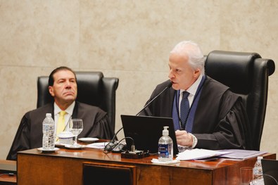 Plenário do TRE-SP durante a posse formal do novo presidente, des. Encinas Manfré
