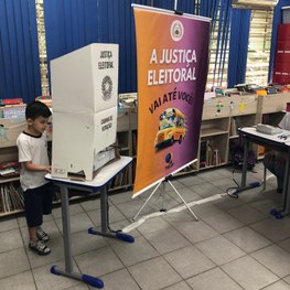 O projeto “A Justiça Eleitoral vai até você” é organizado pela Escola Judiciária Eleitoral Pauli...