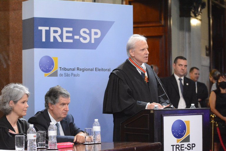 O vice-presidente do TRE-SP e corregedor regional eleitoral, des. José Antonio Encinas Manfré di...