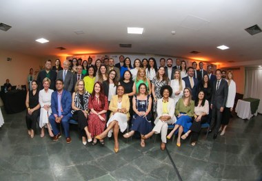 Ouvidor do TRE-SP, desembargador Encinas Manfré (à esq) com o vice-presidente e corregedor regio...