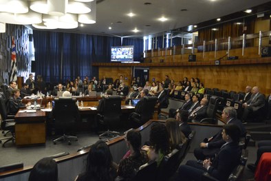 Posse do desembargador Silmar Fernandes na presidência do TRE-SP