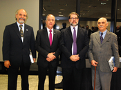 Posam para foto da esq. p/ dir.: vice-presidente do TRE-SP, des. Carlos Eduardo Cauduro Padin, p...
