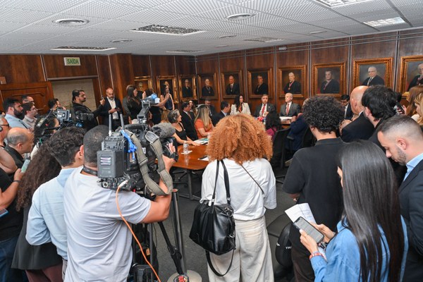 Reunião com candidatos e candidatas no TRE-SP foi acompanhada pela imprensa