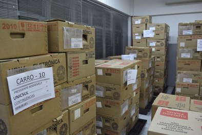 No estado de São Paulo, foram transportadas 115.557 urnas eletrônicas (29.821 na capital) para 1...