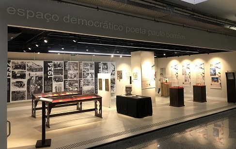 1° Salão de Artes homenageia os 25 anos do Cemel A exposição traz obras criadas por 24 servidoras e servidores em diversos formatos