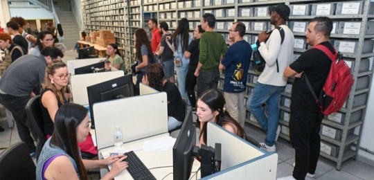 Atendimento na 1ª Zona Eleitoral, na Bela Vista, na capital