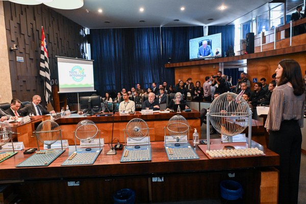 Cerimônia pública no Plenário do TRE-SP foi acompanhada por representantes de Missões de Observação Eleitoral