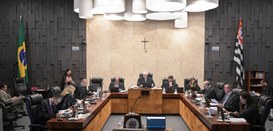 Como são escolhidos os juízes de um Tribunal Eleitoral?