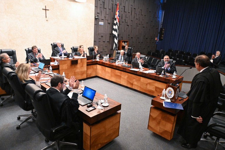 Corte Eleitoral na despedida do juiz Diogo Rais