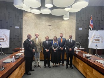 O ex-ministro do TSE, Tarcísio Vieira de Carvalho Neto, falou sobre “Propaganda Eleitoral na Int...