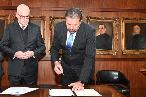 Magistrado assumiu vaga aberta com a saída do também desembargador Cotrim Guimarães. Já o juiz f...