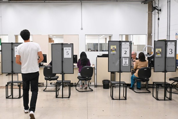 Títulos suspensos ou cancelados devem ser regularizados antes do dia 6 de maio; para evitar fila...