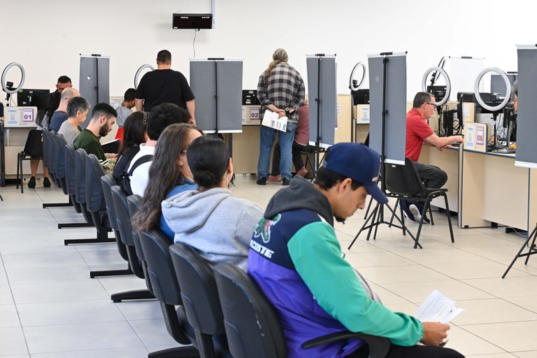 Eleitor deve agendar atendimento na internet antes de ir ao cartório