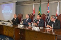 Durante palestra em São Paulo, André Ramos Tavares afirmou que o combate à desinformação não pod...