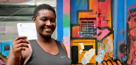 Moradora de Paraisópolis, Yanca Jennifer conseguiu atualizar sua documentação com facilidade