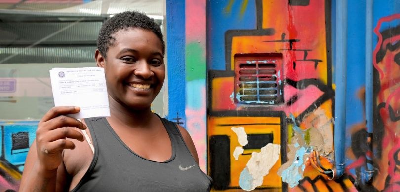 Moradora de Paraisópolis, Yanca Jennifer conseguiu atualizar sua documentação com facilidade