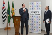 Presidente do TRE-SP, desembargador Silmar Fernandes, discursa durante cerimônia de inauguração....