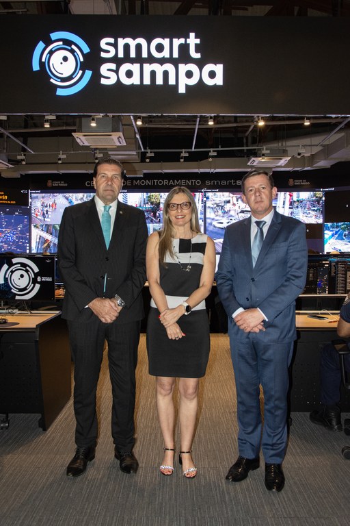 O des. Silmar Fernandes; a juíza assessora da Presidência do TRE-SP, Fernanda Colombini; e o secretário Orlando Morando Júnior O des. Silmar Fernandes; a juíza assessora da Presidência do TRE-SP, Fernanda Colombini; e o sec...