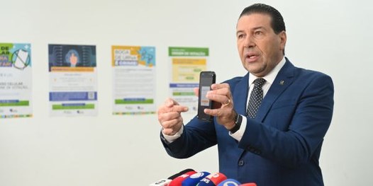 O presidente do TRE-SP, desembargador Silmar Fernandes, em coletiva para a imprensa na demonstra...