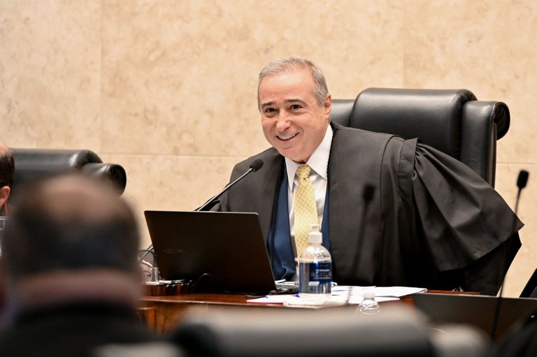 O vice-presidente e corregedor regional eleitoral, desembargador Roberto Maia Filho, durante ses...