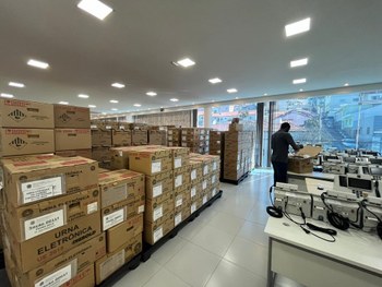 Prédio que abriga as 27ª e 298ª Zonas Eleitorais foi inaugurado nesta quarta (24); além de Braga...