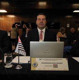 Presidente do TRE-SP, desembargador Silmar Fernandes, esteve presente no evento
