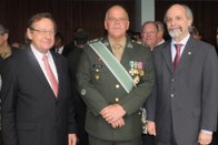 Na foto da esq. para dir.: presidente do Tribunal de Justiça Militar (TJM), Paulo Prazak, genera...