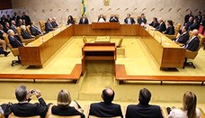 Ao centro, a presidente do STF, min. Cármen Lúcia, conduz a Sessão Especial de Abertura do Ano J...