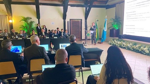 Presidentes dos TREs fazem propostas para o fortalecimento da Justiça Eleitoral no 88º Coptrel “Carta de Bonito” reúne sugestões para aprimorar o trabalho dos Tribunais; o presidente do TRE-M...
