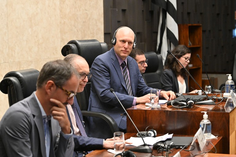 Professor Joshua Douglas, da Universidade de Kentucky, nos Estados Unidos Professor Joshua Douglas, da Universidade de Kentucky, nos Estados Unidos