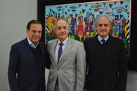 Da esq. p/ dir.: prefeito de São Paulo, João Doria; presidente do TRE-SP, des. Mário Devienne Fe...