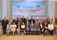Presidentes dos Tribunais Regionais Eleitorais posam para a foto oficial do 71º Coptrel