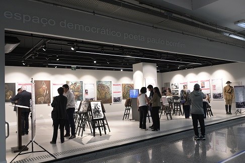 Mostra traz 32 quadros sobre a Revolução de 1932, marco que antecipou a promulgação da Constitui...