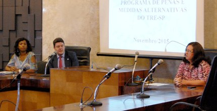 Palestra sobre penas alternativas, realizada no Tribunal Regional Eleitoral de São Paulo aos 9 d...