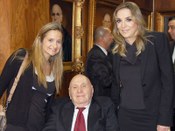 Juíza Claudia Fanucchi ao lado de seu pai e ex-presidente do TRE, des. Nelson Fonseca, e de sua ...
