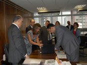 Juiz Luiz Guilherme da Costa Wagner Junior assina o Livro de Posse